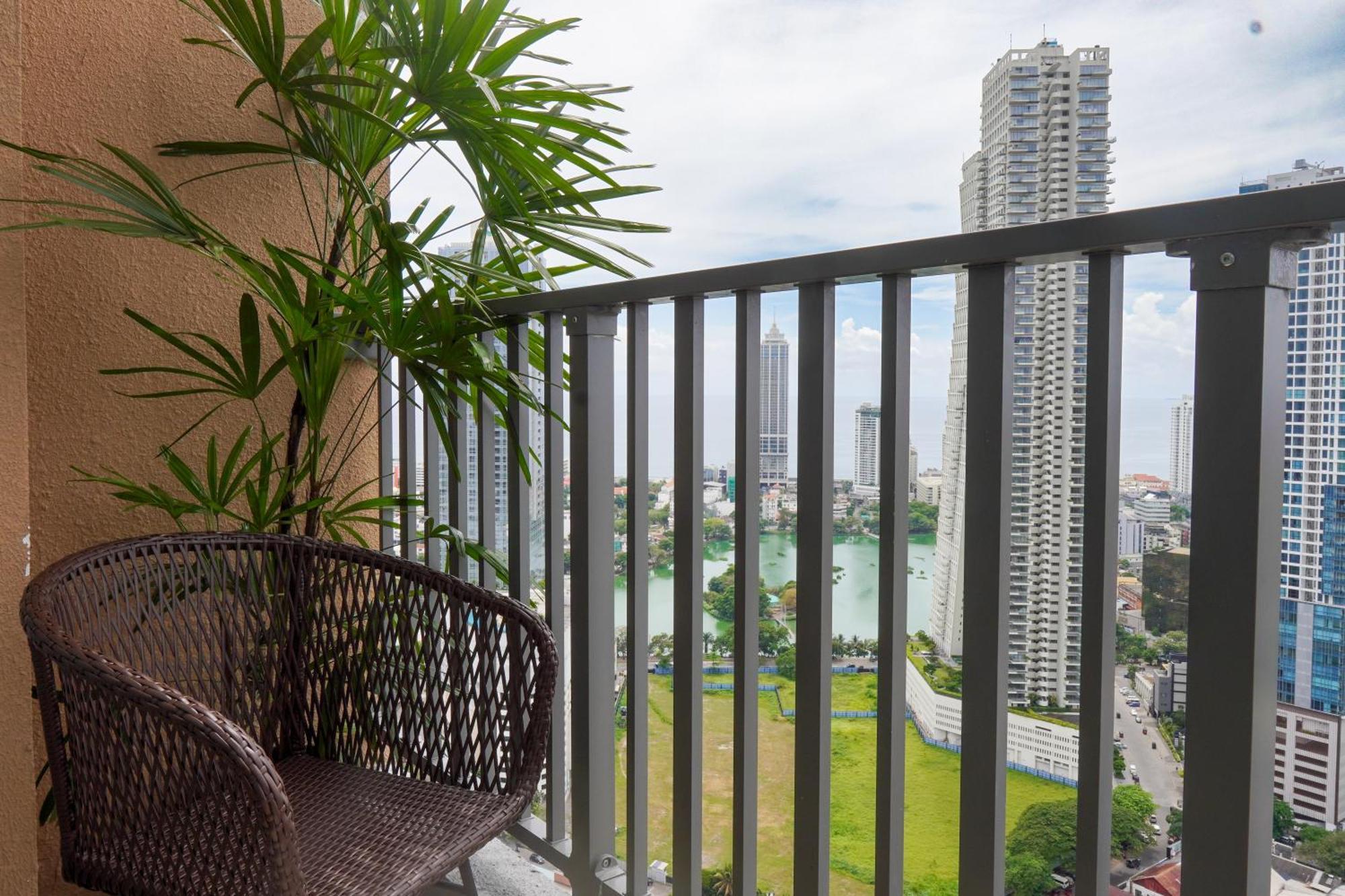 Peaceful Unit At Tri-zen,union Place *